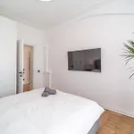 Comfort With Free Parking & Ac Appartement *