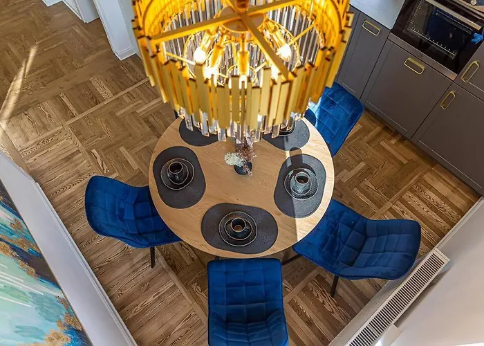 Comfort With Free Parking & Ac 아파트 *