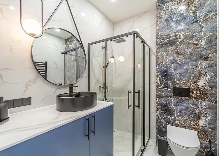 Comfort With Free Parking & Ac *