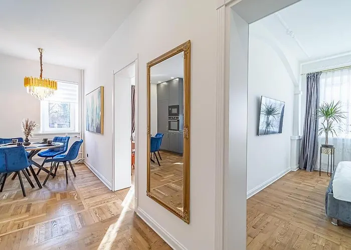 Comfort With Free Parking & Ac *